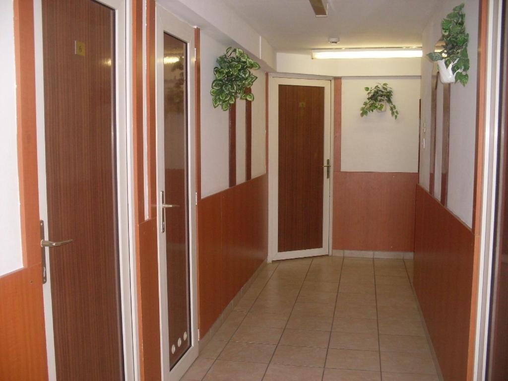 Hostel Botax *